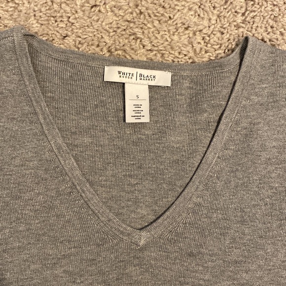 White House Black Market Sweater, Grey, Size: S - Picture 4 of 5